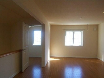 【居間・リビング】 | さくらテラス | きれいな洋室。