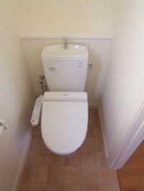 【トイレ】 | さくらテラス | 温水洗浄便座。