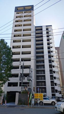 リベール博多駅前の外観