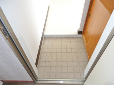 【エントランス】 | ハイグレードタウン多治米Ａ | ※左右反転・イメージ