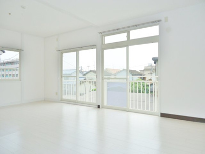 【居間・リビング】 | ハイグレードタウン多治米Ａ | ※左右反転・イメージ