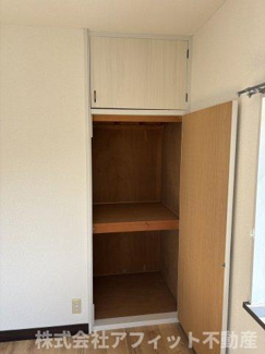 【その他】 | ハイグレードタウン多治米Ａ | 洋室6帖の収納