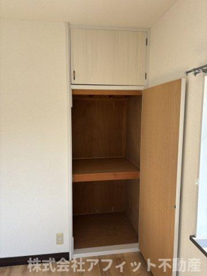 【その他】 | ハイグレードタウン多治米Ａ | 洋室6帖の収納