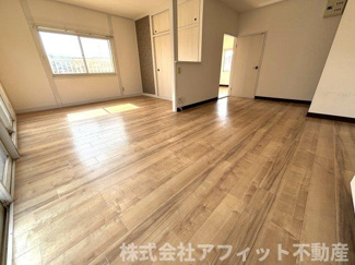 【居間・リビング】 | ハイグレードタウン多治米Ａ | LDK16帖