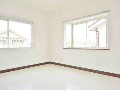 【寝室】 | ハイグレードタウン多治米Ａ | 洋室6帖　※左右反転・イメージ