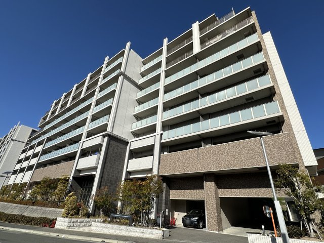 プレサンスロジェ須磨妙法寺桜の杜EASTHILLSの外観