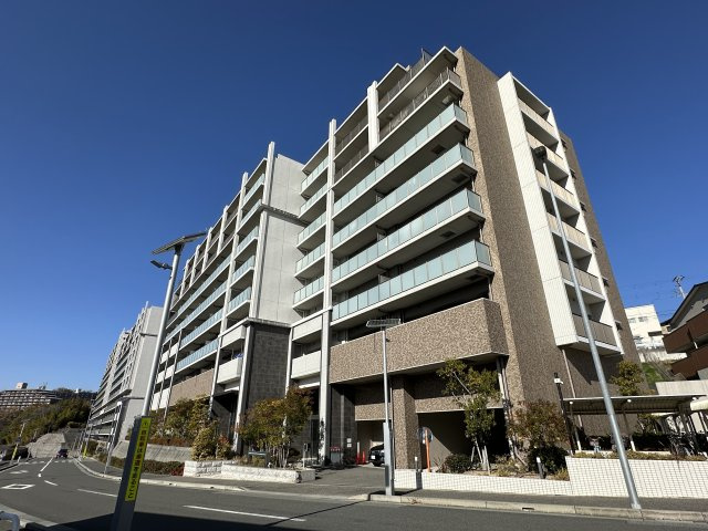 プレサンスロジェ須磨妙法寺桜の杜EASTHILLS