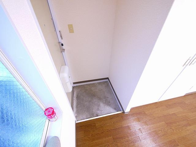 ホワイトヒルの玄関|きれいな玄関です