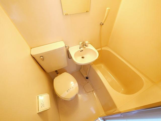 ホワイトヒルの浴室|きれいなお風呂です