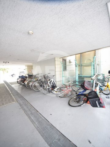 Ｆ難波南の駐車場|Ｆ難波南　駐輪場