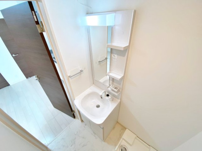 【洗面所】 | F asecia mira