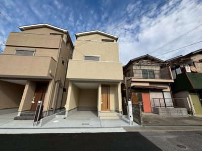 【前面道路含む現地写真】 | 高槻市津之江町3丁目　新築戸建