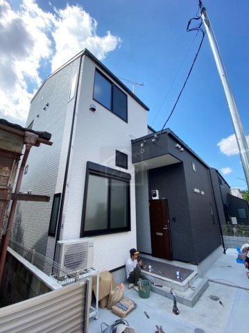 LA VIERE 江古田の森公園の外観