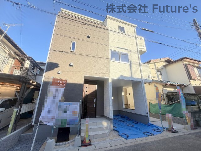 三郷市天神1丁目　新築戸建　全1棟の外観|現地の写真になります。