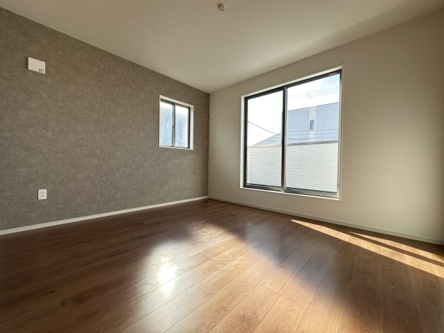 神戸市西区春日台２丁目新築戸建の洋室