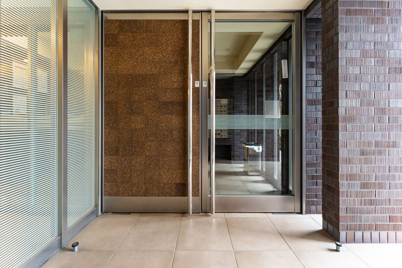 スカイコートパレス押上のエントランス