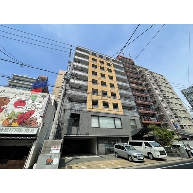 高口箔屋ビルの外観