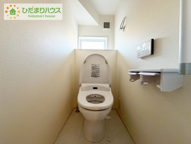 小名浜大原1期　新築戸建　1号棟のトイレ|温水洗浄便座ついてます(^^♪