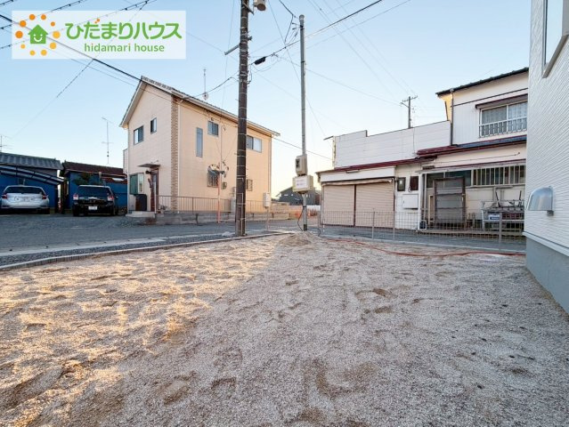 小名浜大原1期　新築戸建　1号棟の前面道路含む現地写真|お庭付物件になります！お庭遊びや、プールなどお子様も大喜び(^^)
