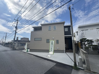 【外観】 | 豊見城市我那覇（全3棟）1・3号棟 | 1号棟　駐車2台可♪