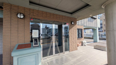 【エントランス】 | ウインズ１２号館