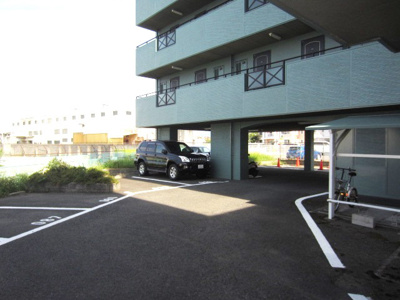 【駐車場】 | ウインズ１２号館