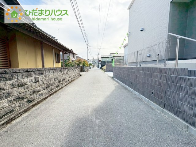 いわき市自由ヶ丘2期　新築戸建　2号棟の前面道路含む現地写真|車通りも少ないので運転が苦手な方でも安心して駐車できます