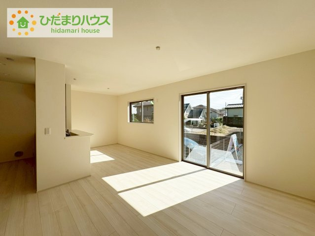 いわき市自由ヶ丘2期　新築戸建　2号棟の居間・リビング|大型テレビに大型ソファー(^^)どんなインテリアにするか考えただけでわくわくしますね！