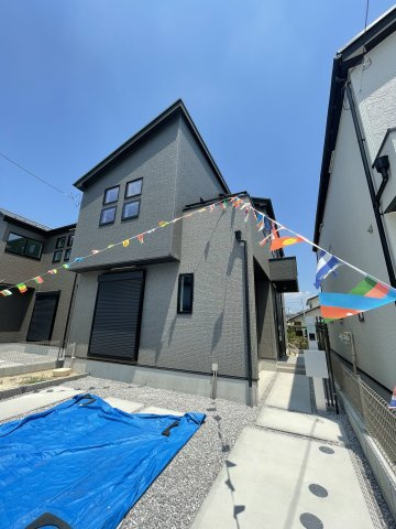 川越市今成３丁目新築戸建　並列駐車２台