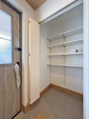 テイラーハウス青葉区双葉ケ丘1丁目の玄関