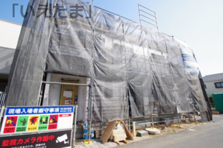 【外観パース】 | 【仲介手数料無料！！】日野市落川　新築戸建て（全2棟）A号棟　5690万円 | 本パースは、イメージ図につき、風景、建物、植栽などについては施工後の現物との差異が生じます
つきまして本パースによって生じたいかなる損害については一切責任を負いません