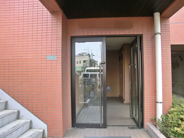 ロジュマン松本のエントランス|エントランスです♪