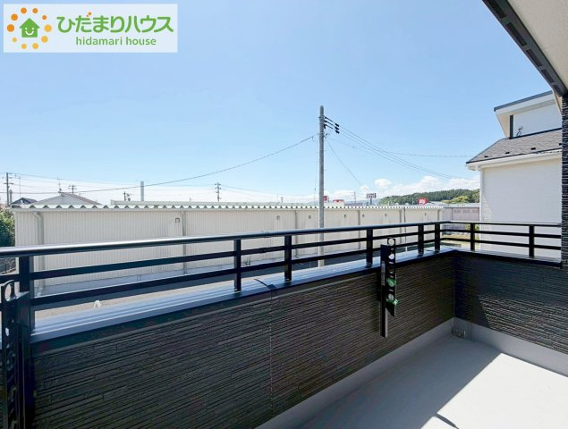 いわき市錦町花ノ井3期　新築戸建　4号棟のバルコニー|広いインナーバルコニーは、ランドリースペースだけでなく、椅子を置いて風にあたりながら読書なんていかがでしょうか(^^♪