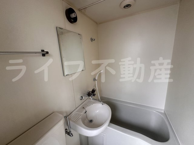 大宝若江岩田CTスクエアの洗面所