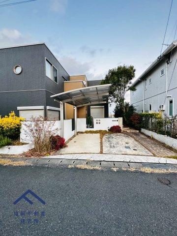 鳥栖市あさひ新町　戸建ての駐車場