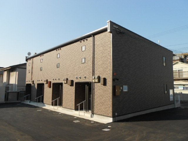 レオネクストカーサ