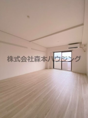 【洋室】 | 　ピュアネスDoi | ゆったりした洋室です