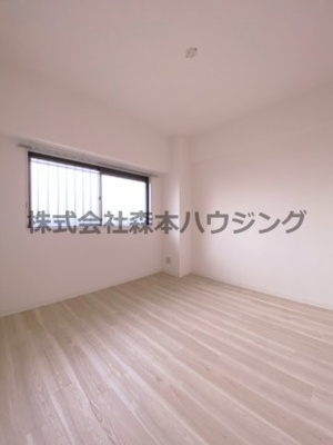 【洋室】 | 　ピュアネスDoi | 個人の部屋や寝室として使える洋室です