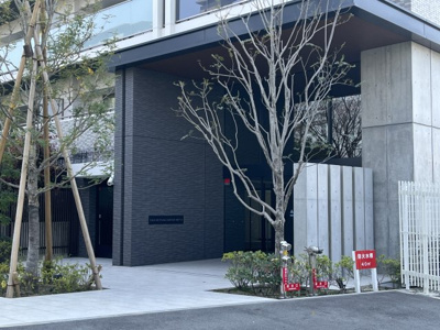 【エントランス】 | エスリード江坂グランアリーナ