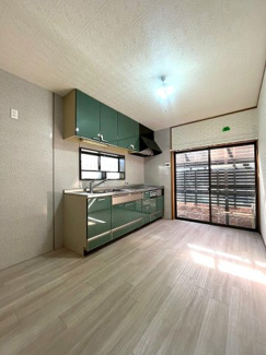 【外観】 | ■新規専任物件　■摂津市一津屋一丁目