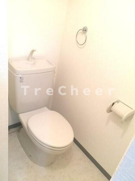 アクタアワーズレジデンス中野落合のトイレ