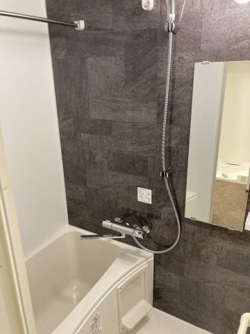 クレヴィスタ横浜の浴室