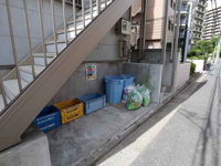 敷地内ゴミ置場