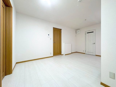 【洋室】 | 池田市古江町貸家