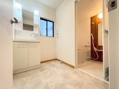 【洗面所】 | 池田市古江町貸家