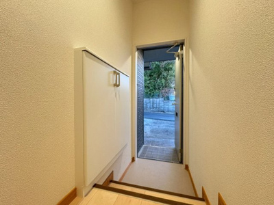 【玄関】 | 池田市古江町貸家