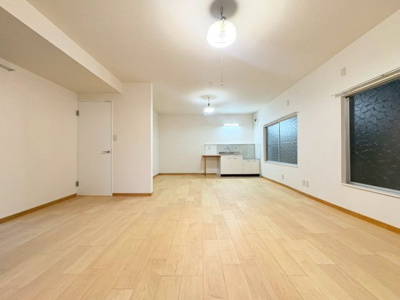 【居間・リビング】 | 池田市古江町貸家