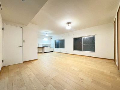 【居間・リビング】 | 池田市古江町貸家