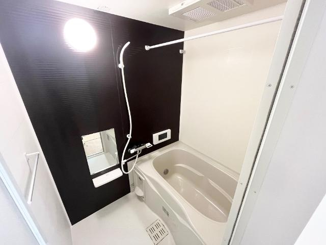 ルピナス咲の浴室|バス