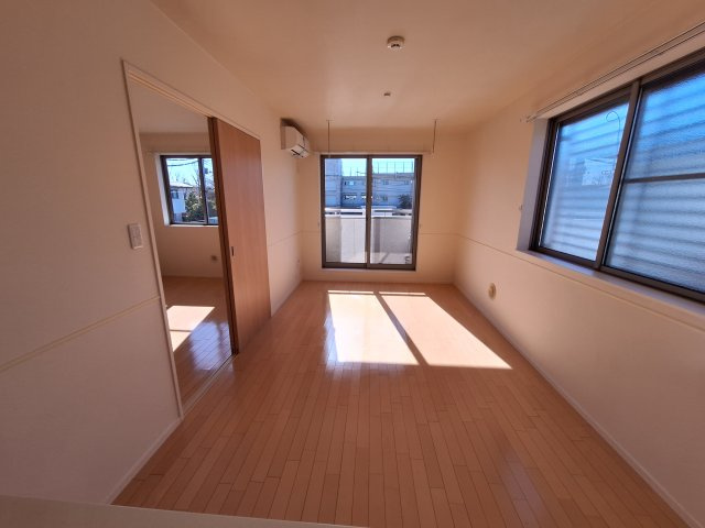 クレールの居間・リビング|★広々ＬＤＫ１２．３帖★